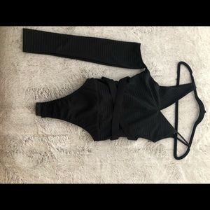 Maniere de voir one sleeve ribbed bodysuit